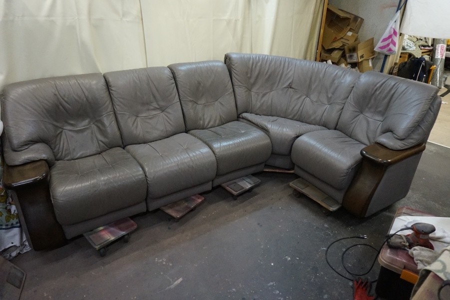 コーナーソファ 染め直し カラーチェンジ施工